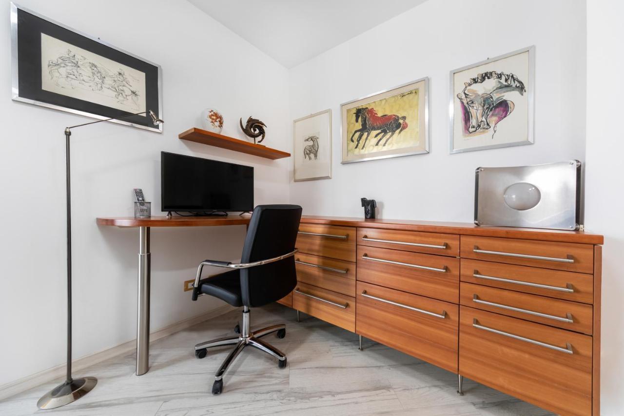 Ur-nest Donato Creti Bologna